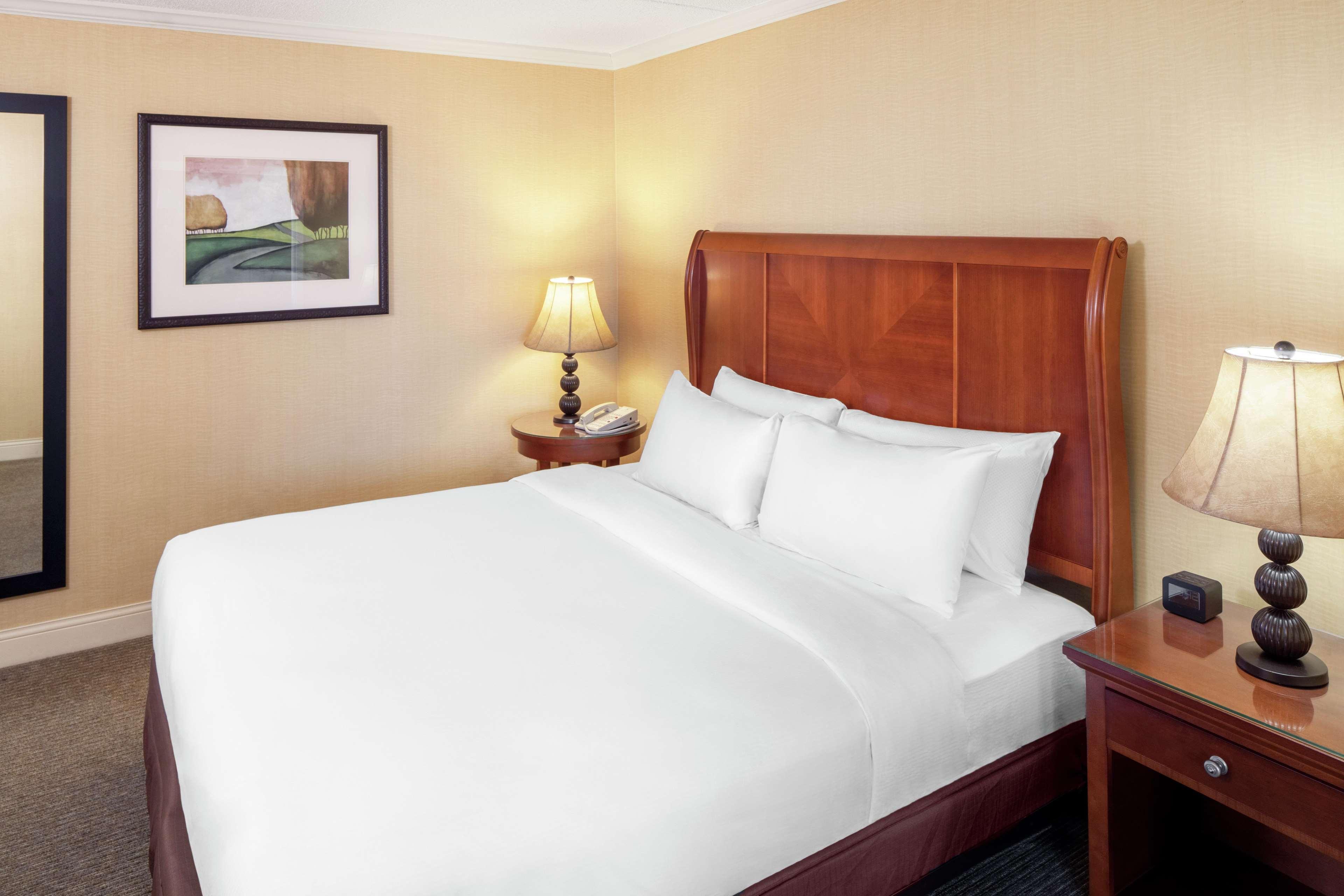 Doubletree By Hilton Cleveland East ביצ'ווד מראה חיצוני תמונה
