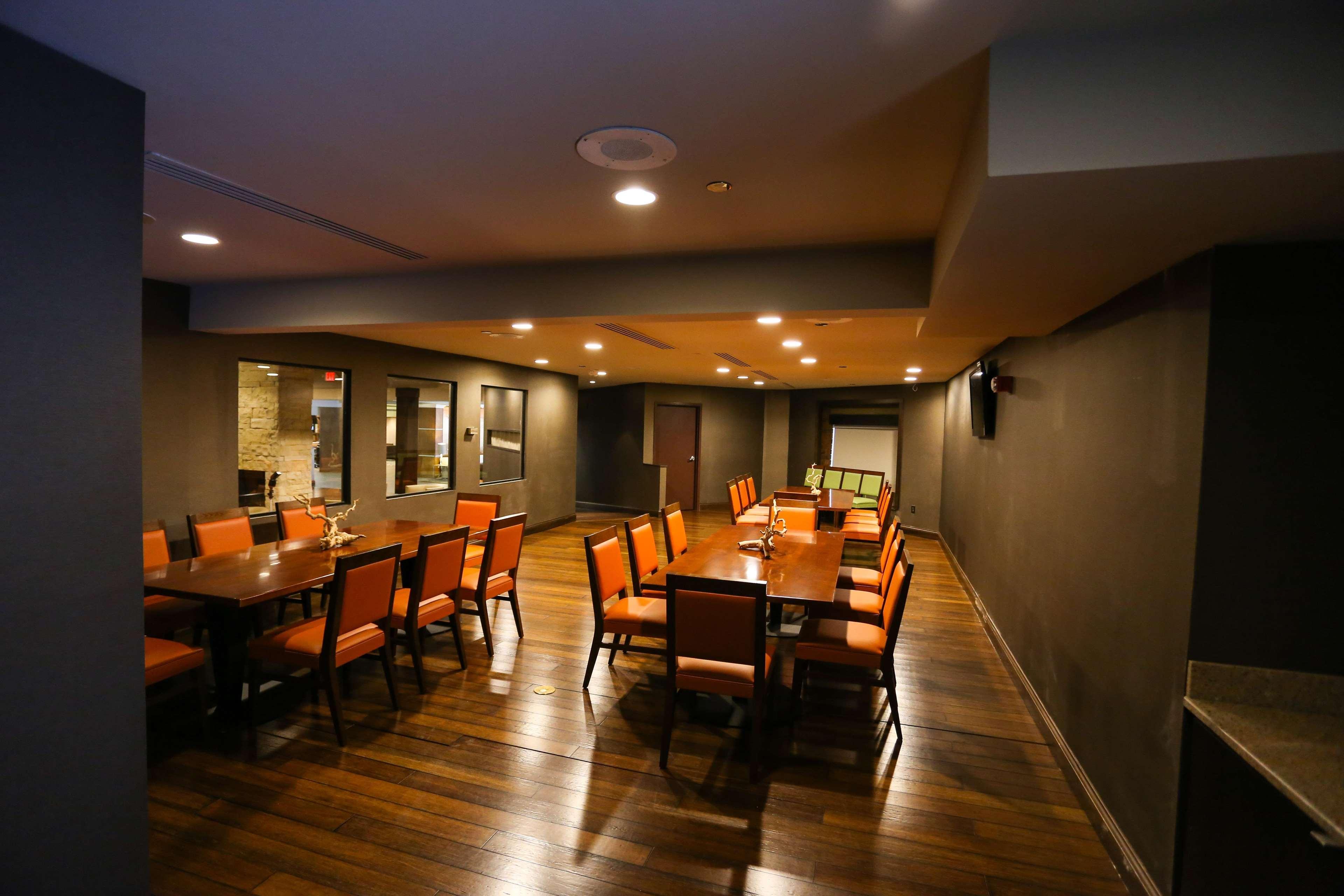 Doubletree By Hilton Cleveland East ביצ'ווד מראה חיצוני תמונה