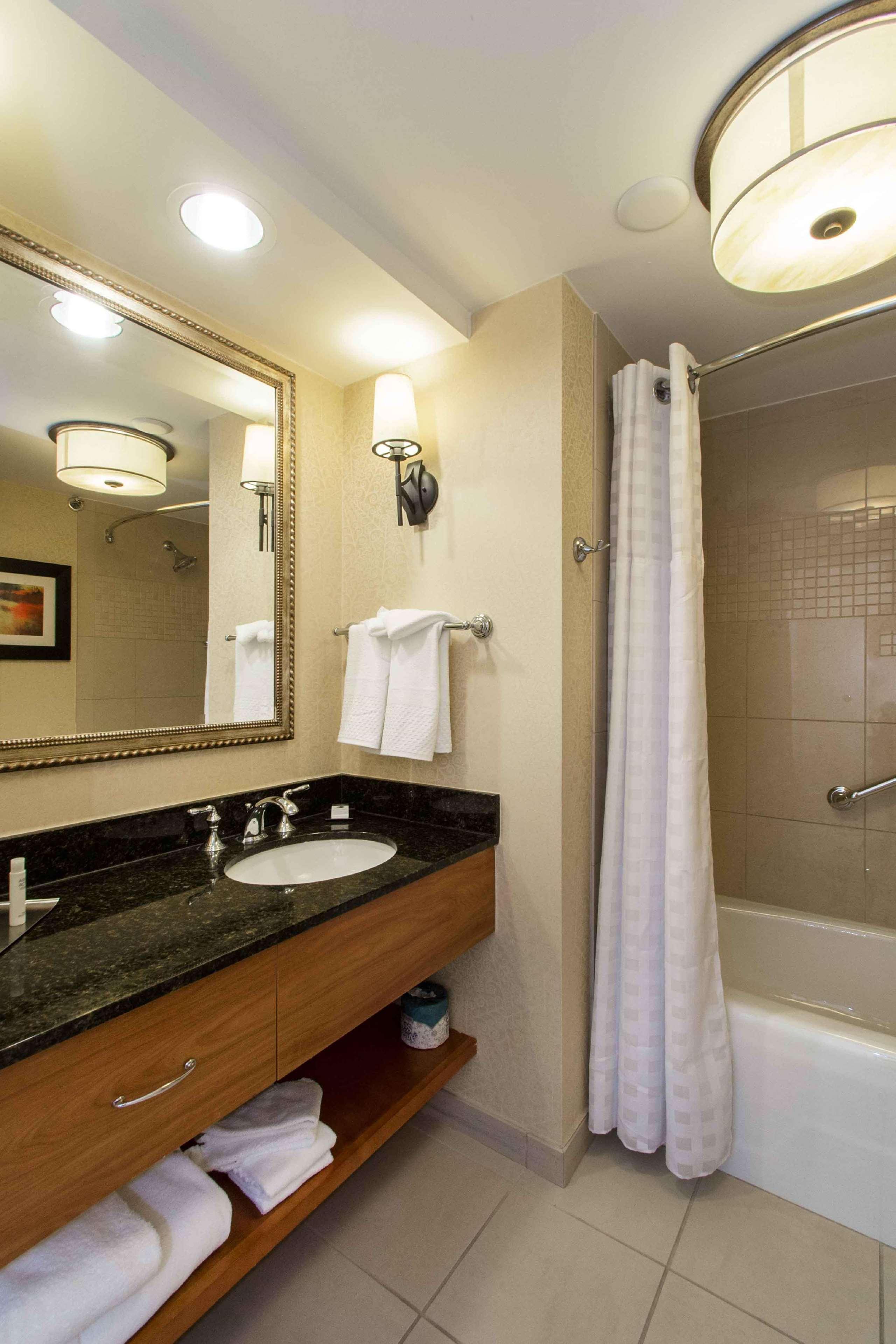 Doubletree By Hilton Cleveland East ביצ'ווד מראה חיצוני תמונה
